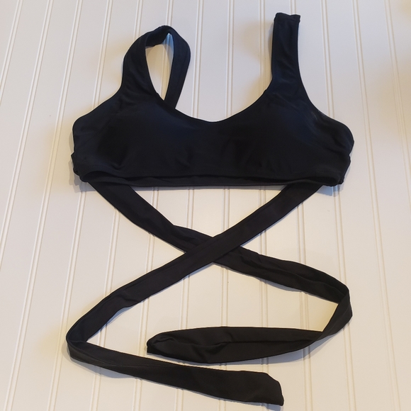 Cupshe Black Bikini Swimsuit Cut Outs - Picture 2 of 8